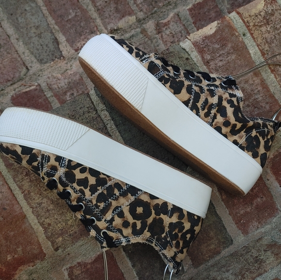 JELLYPOP "NEWSTAR" LEOPARD PLATFORM CASUAL SNEAKER 10 - Picture 5 of 11